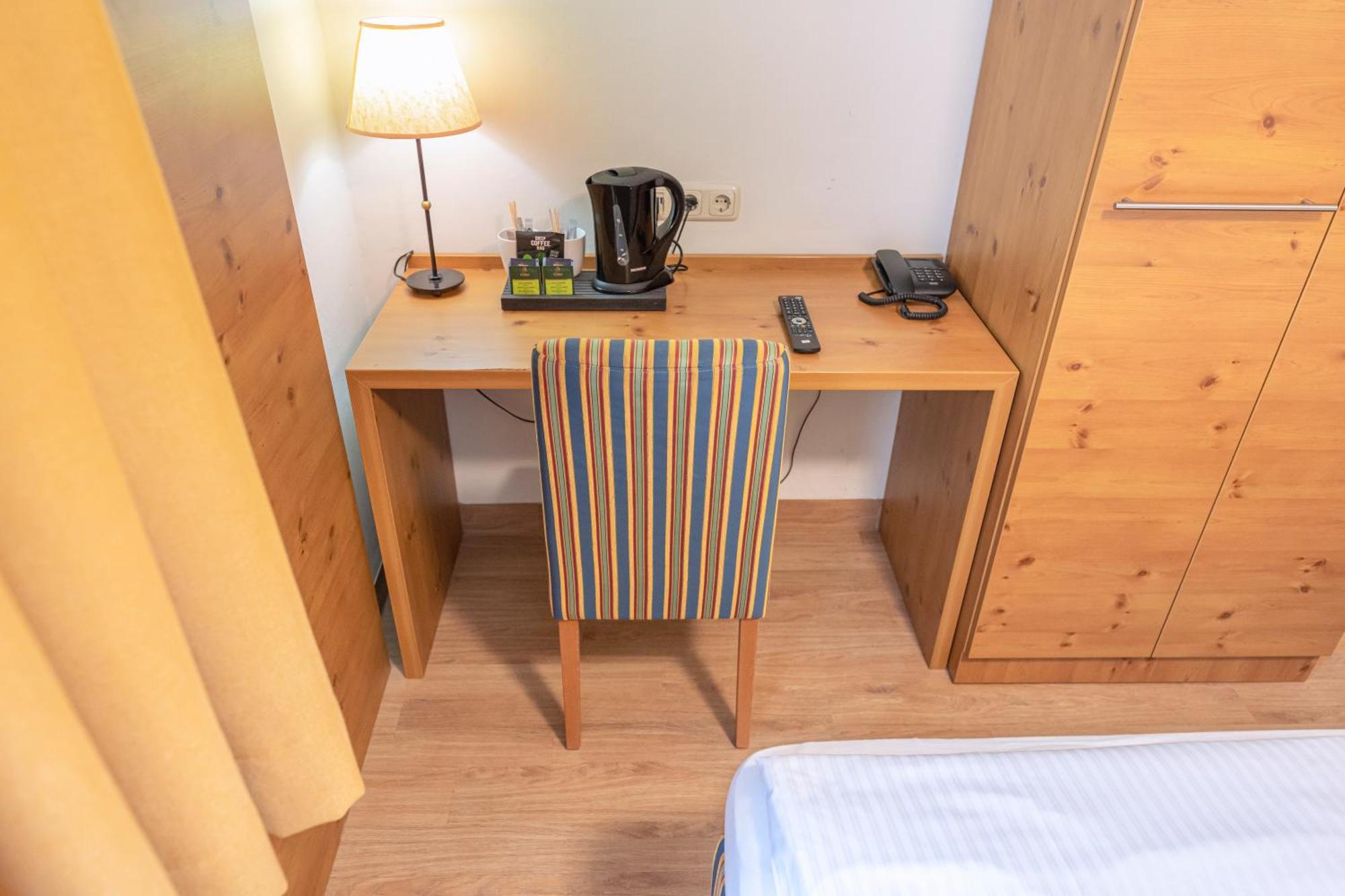 מינכן Hotel Eder מראה חיצוני תמונה
