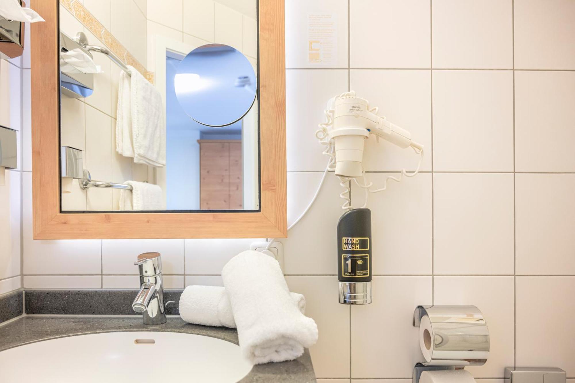 מינכן Hotel Eder מראה חיצוני תמונה